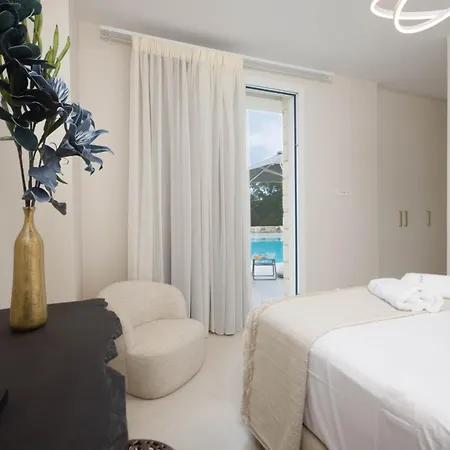 Vilielmini Paxos Villa